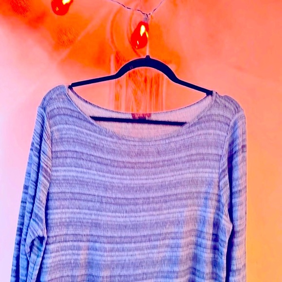 ⭐️J.JILL WEAREVER Collection Lightweight Tunic Shirt, Sz. L, Classy 💙🌻 - Picture 7 of 10